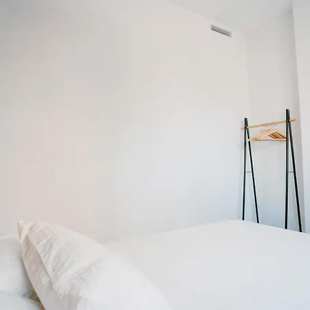 Sunshine - New Picasso Plaza - Apartment